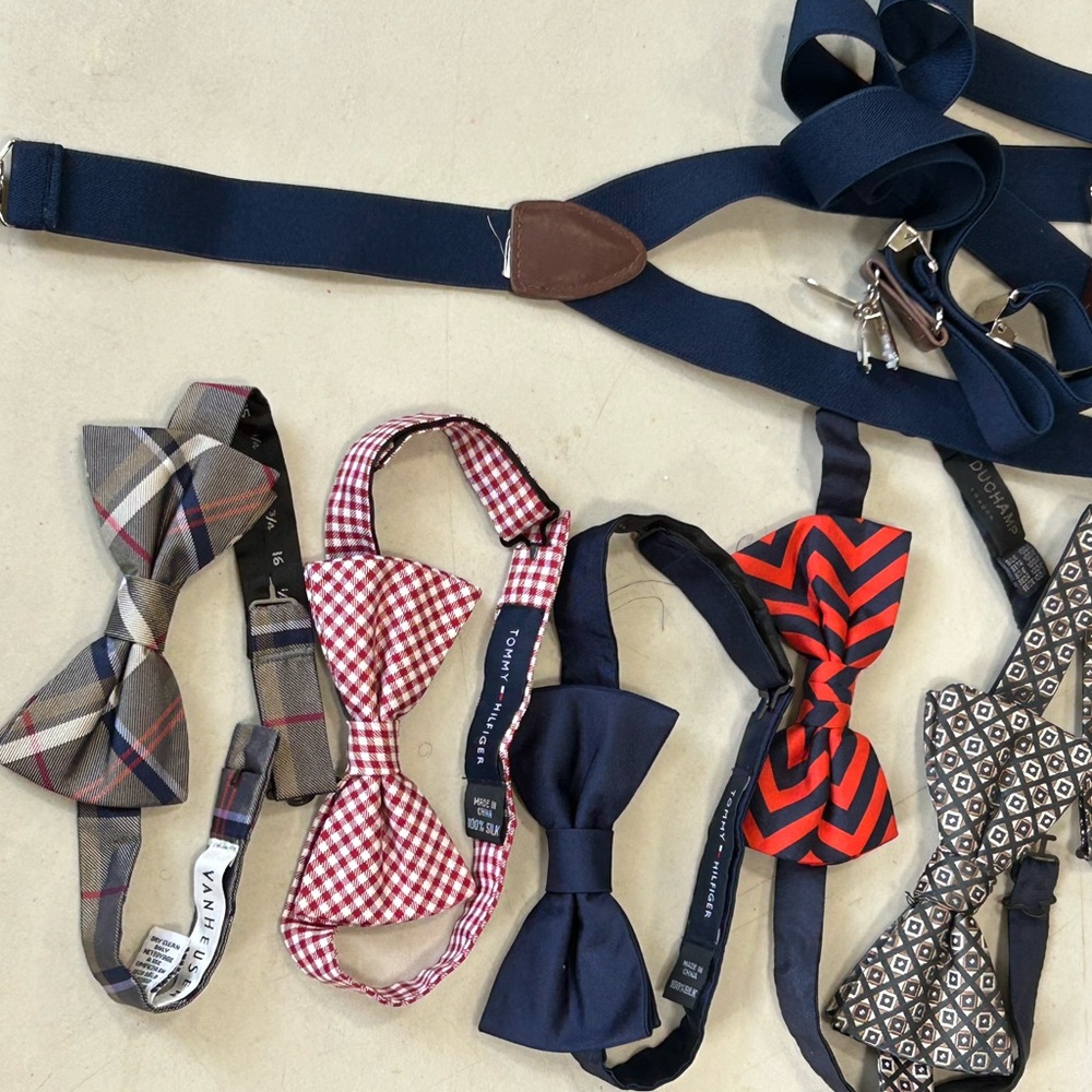 Van Heusen Men's Bow Tie Collection - Navy, Red, Gray